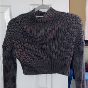 Shein cropped turtleneck sweater size M